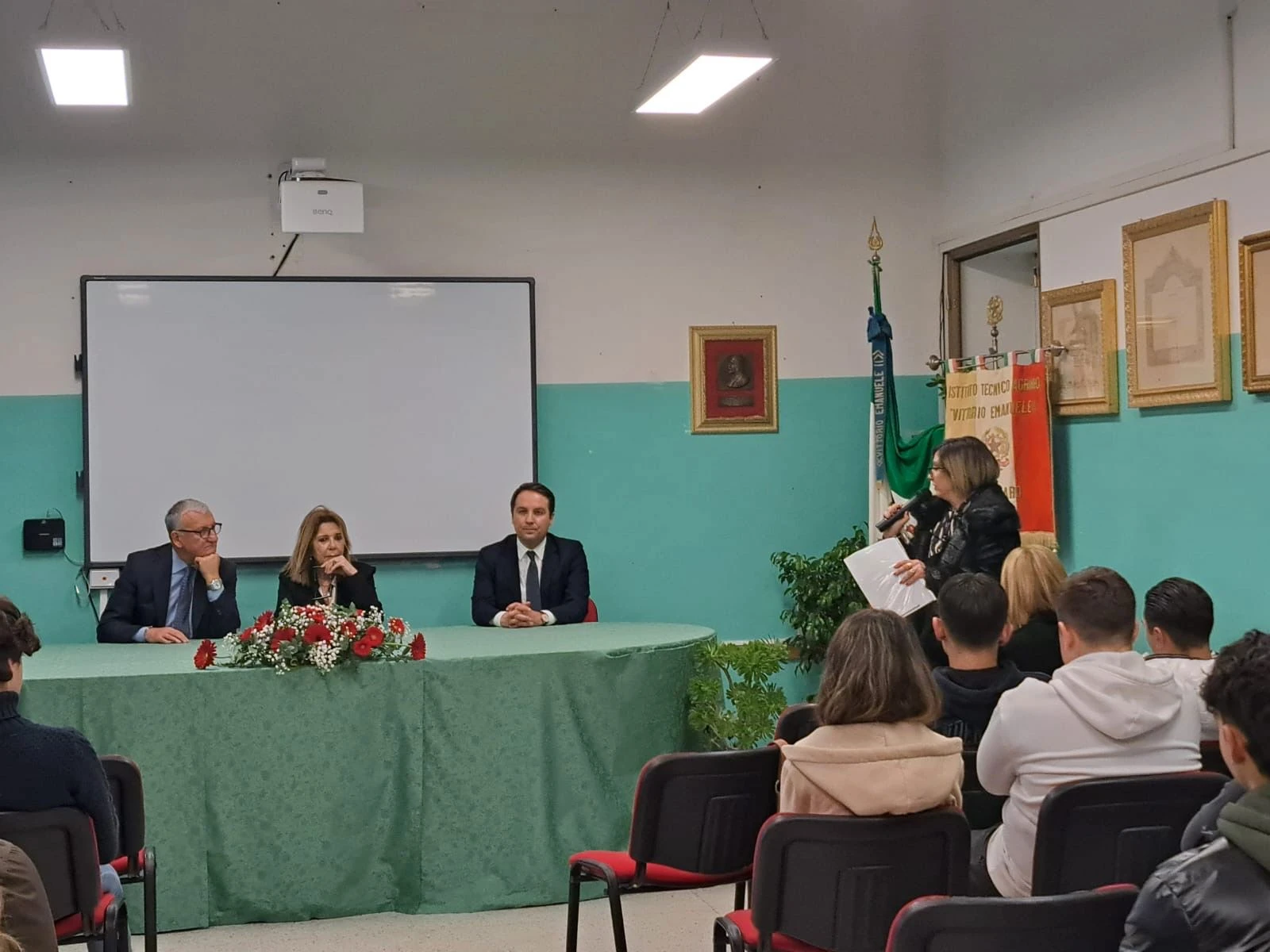 Ambientale e Governance, il prefetto di Catanzaro incontra  gli studenti dell’Istituto “V. Emanuele II - Chimirri”