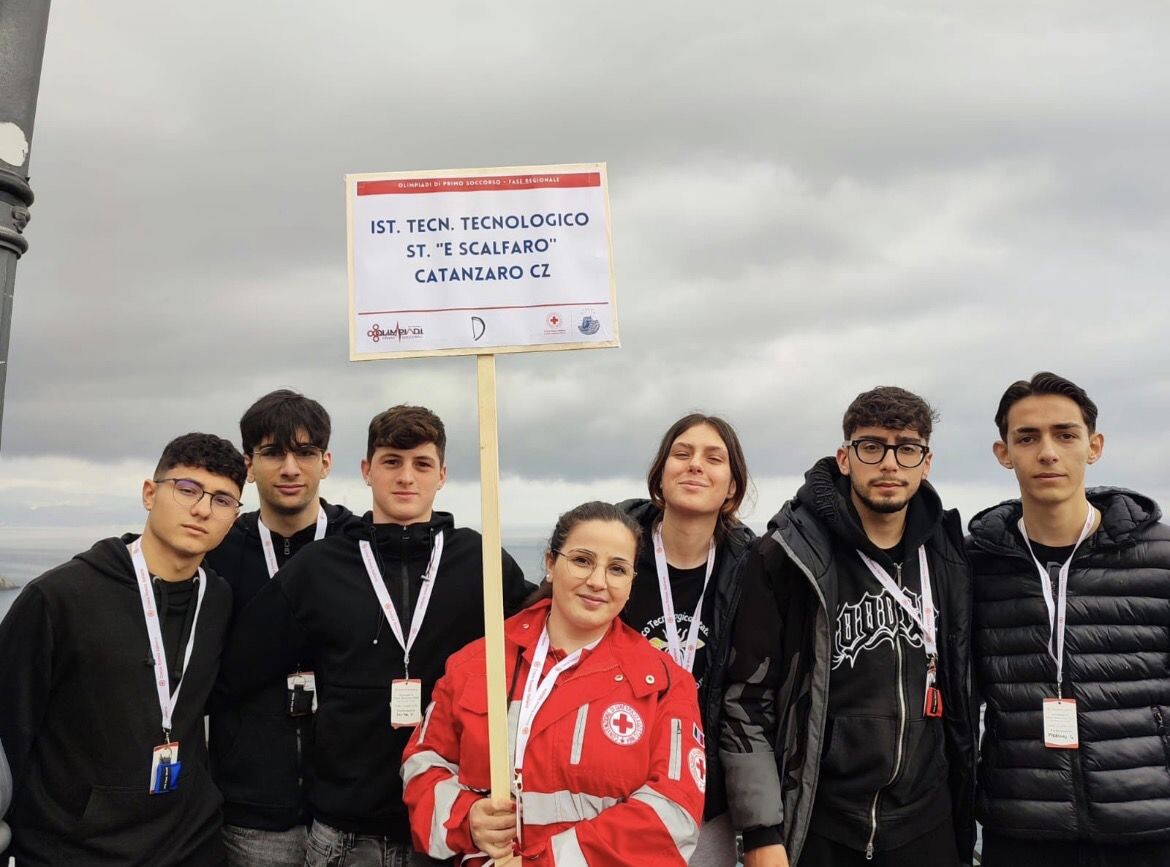 images Olimpiadi di Primo Soccorso: l’I.T.T.S. “E. Scalfaro” di Catanzaro sul podio regionale