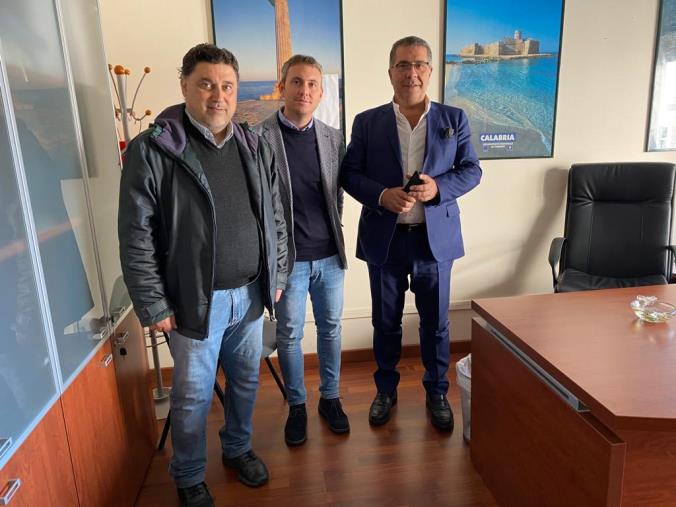 images Pane "abusivo". Il Comune di Catanzaro 'sigla' con Assipan-Confcommercio strategie per combattere il fenomeno