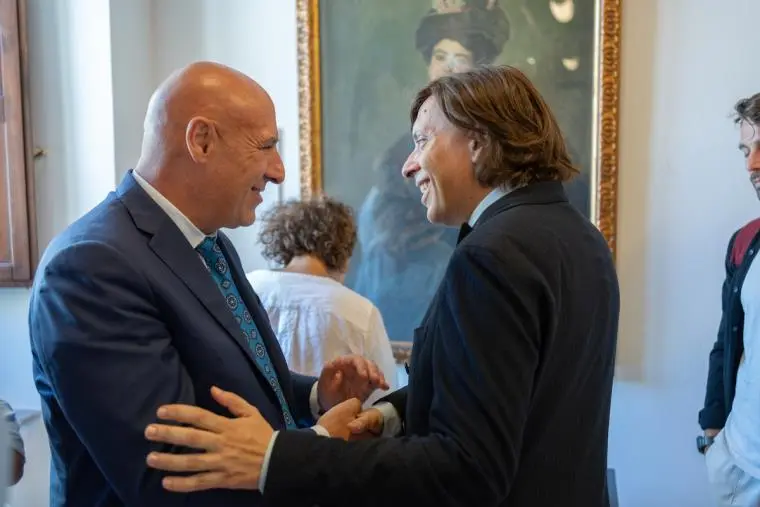 Il Commissario della Calabria Film Commission in visita nei luoghi della cultura di Crotone images Il Commissario della Calabria Film Commission in visita nei luoghi della cultura di Crotone