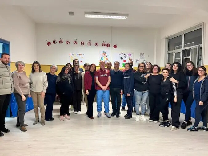 images Giornata Internazionale della Donna a Stalettì, tutte presenti allo 'Stage di Difesa Personale'