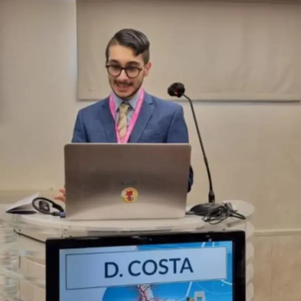 Catanzaro, doppio riconoscimento nazionale per il ricercatore UMG Davide Costa al Premio “Caffè delle Arti”
