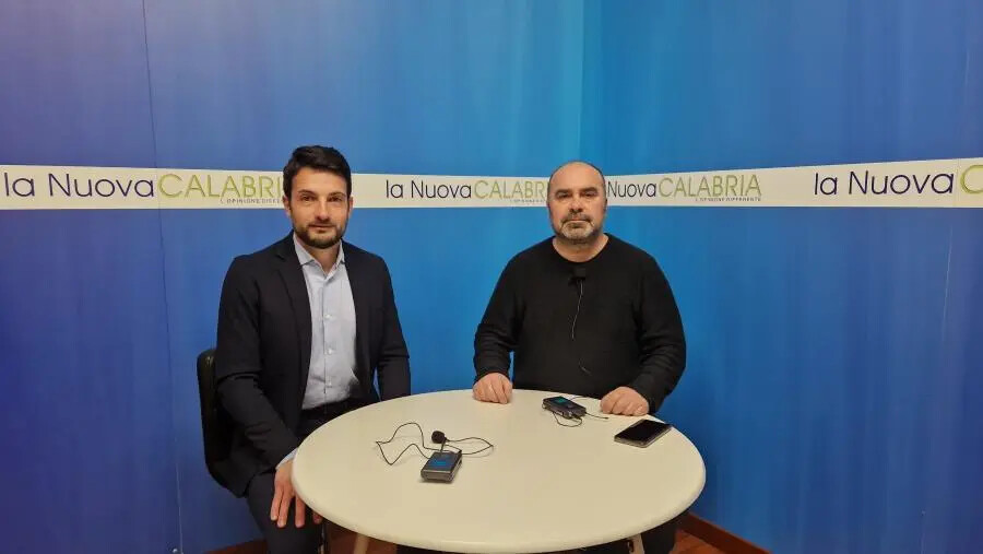 Speciale Catanzaro Capitale: le Aquile si preparano alla sfida con il Pisa (DIRETTA) images Speciale Catanzaro Capitale: le Aquile si preparano alla sfida con il Pisa (DIRETTA)