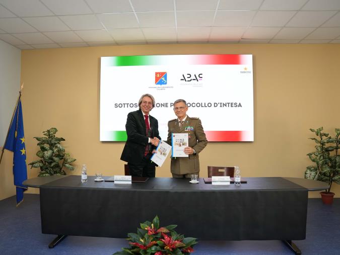 Catanzaro, Esercito e Accademia di Belle Arti insieme a tutela della caserma “Pepe-Bettoja” images Catanzaro, Esercito e Accademia di Belle Arti insieme a tutela della caserma “Pepe-Bettoja”