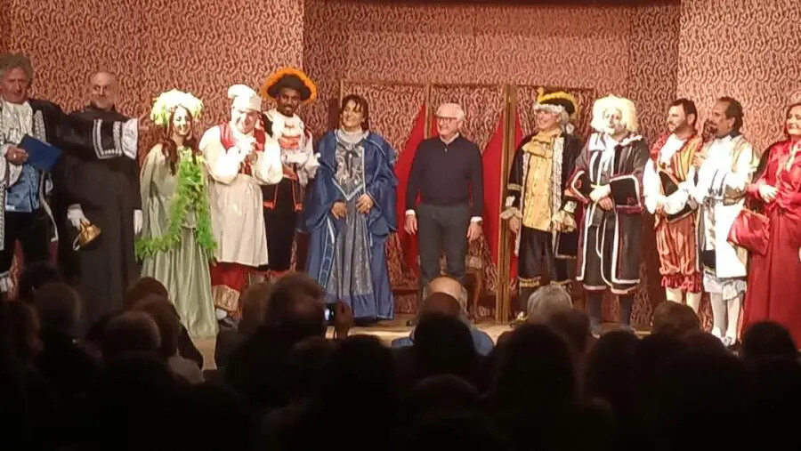 images Catanzaro riscopre il teatro con “L’Avaro” di Molière: un successo travolgente al Teatro Hercules