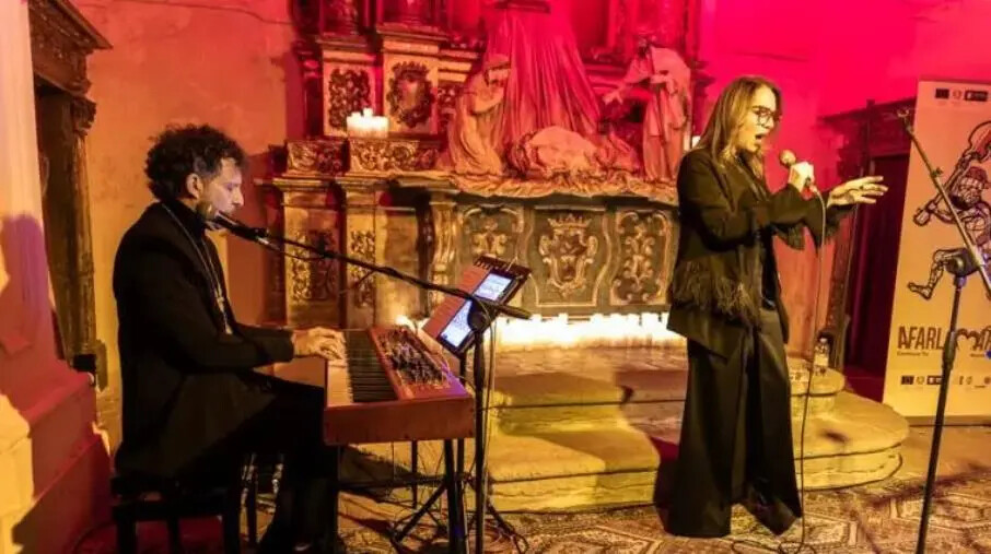 images Il ritorno di Amalia Grè: talento ed eleganza nella V edizione di “A farla amare comincia tu”