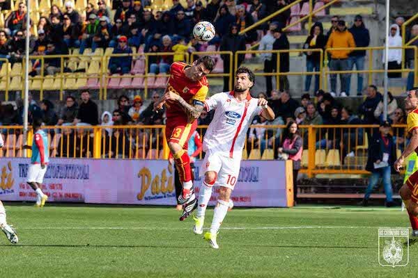 Serie BKT, Avellino e Catanzaro in campo alle 17.15: le formazioni ufficiali images Serie BKT, Avellino e Catanzaro in campo alle 17.15: le formazioni ufficiali