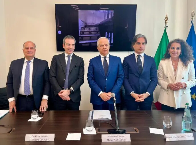 Beni confiscati, Piantedosi inaugura la nuova sede a Reggio Calabria images Beni confiscati, Piantedosi inaugura la nuova sede a Reggio Calabria