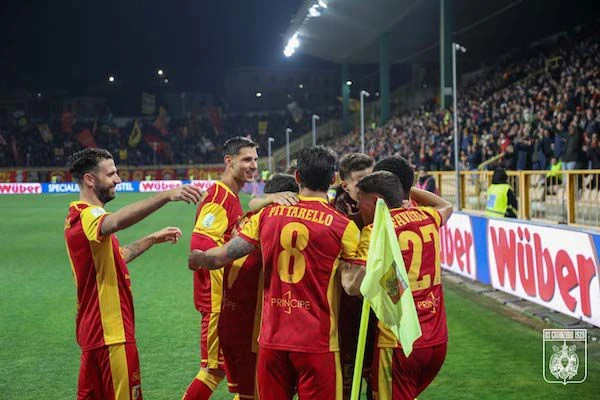 Serie BKT, Pescara e Catanzaro in campo alle 20: le probabili formazioni