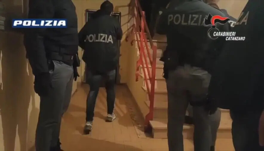 images Scandalo Aterp a Catanzaro, così avveniva l'assegnazione "parallela" degli alloggi