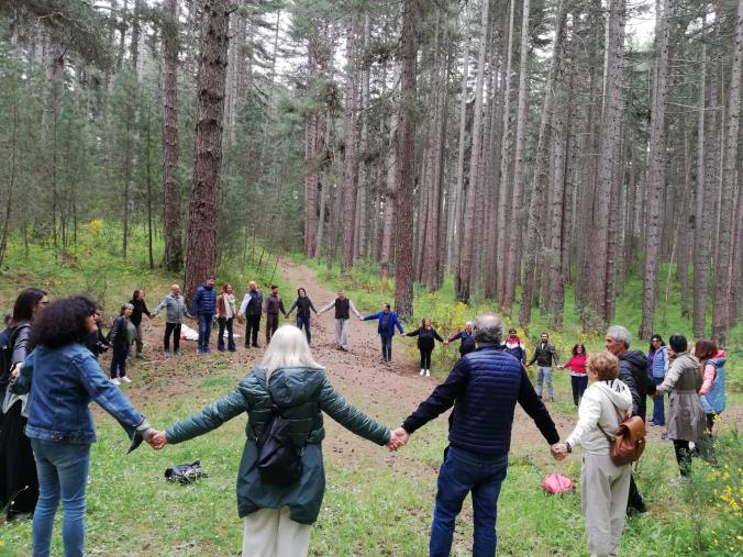 images "Onco-Forest Therapy”, domenica scorsa l'appuntamento in Sila con medici ed esperti
