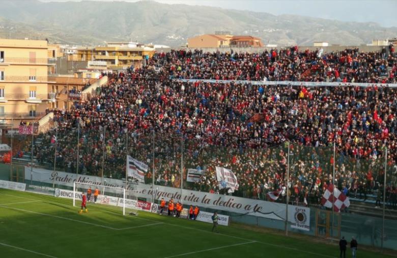 Domani al “Malavenda Cafè” verrà presentato il Sunset festival images Domani al “Malavenda Cafè” verrà presentato il Sunset festival