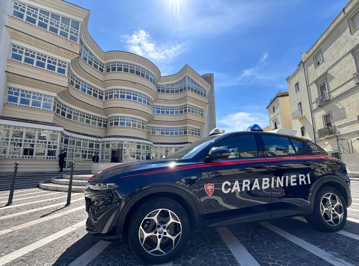 Catanzaro, finto carabiniere tenta truffa a un’anziana: arrestato (VIDEO)