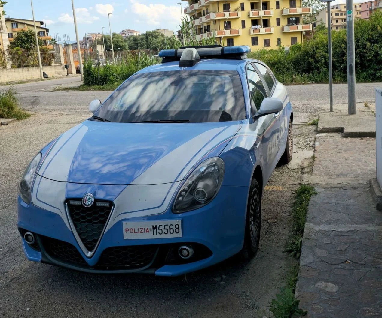 Bar ritrovo abituale ritrovo di pregiudicati nel Reggino: chiuso per 15 giorni