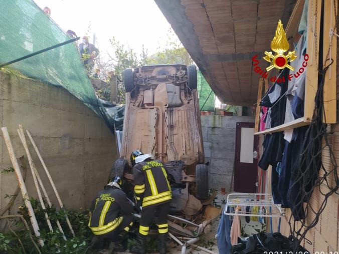 images Incidente a Vena di Maida: feriti una donna con il figlio di 4 anni