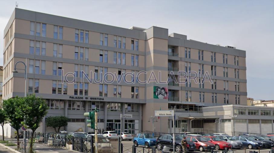 images Abusi sessuali su una bambina, due condanne a Crotone