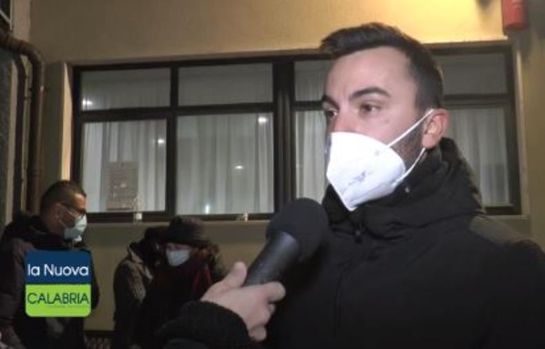 images S. Anna Hospital. I dipendenti esasperati: "Non sappiamo più a chi rivolgerci" 