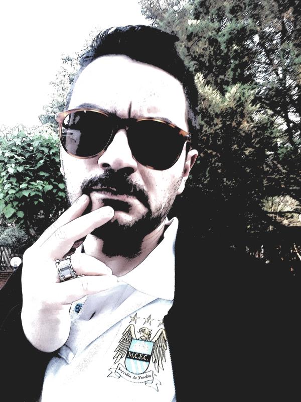images Video di violenza sessuale su Twitter, il docente Domenico Bilotti: "Una storia sbagliata"