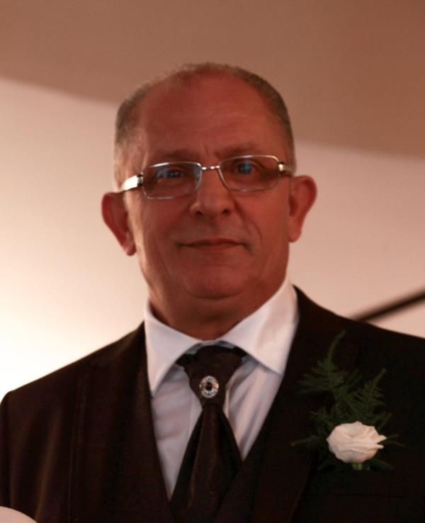Lutto a Catanzaro. Scompare Mimmo Rania, storico commerciante   images Lutto a Catanzaro. Scompare Mimmo Rania, storico commerciante