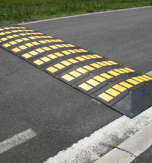 Torano Scalo, sicurezza davanti alla scuola: la Provincia installerà barriere rumorose sulla SP 241