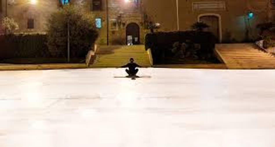 images Al Altomonte il più grande disegno del mondo,"Doodle dream" di FRA! entra nel Guinness dei Primati