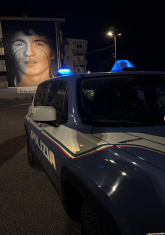Crotone, beccato mentre cede una dose di hashish ad un giovane: arrestato