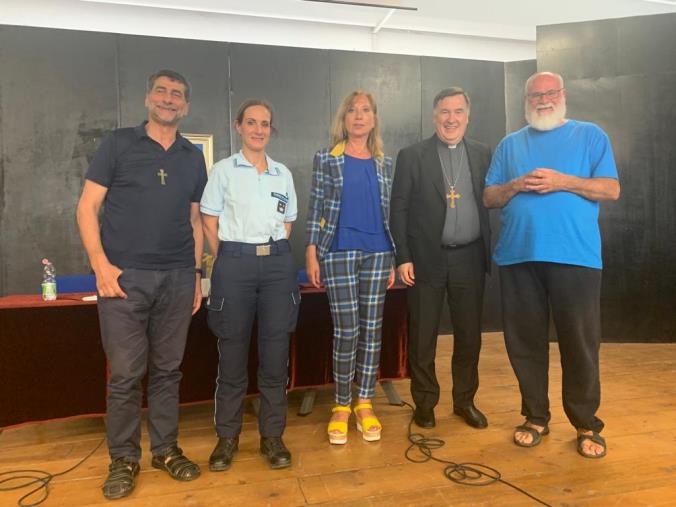 images Il vescovo in visita nel carcere di Catanzaro
 