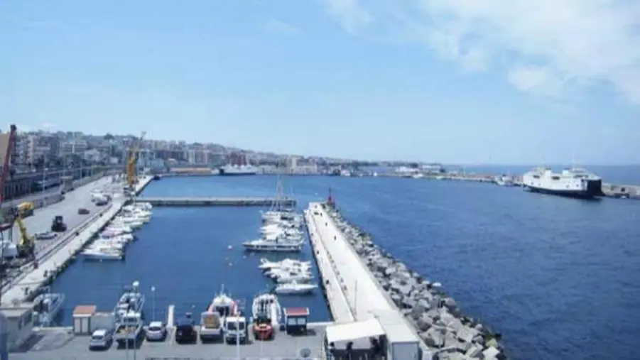 images Sea Eye 4, disposto il fermo amministrativo