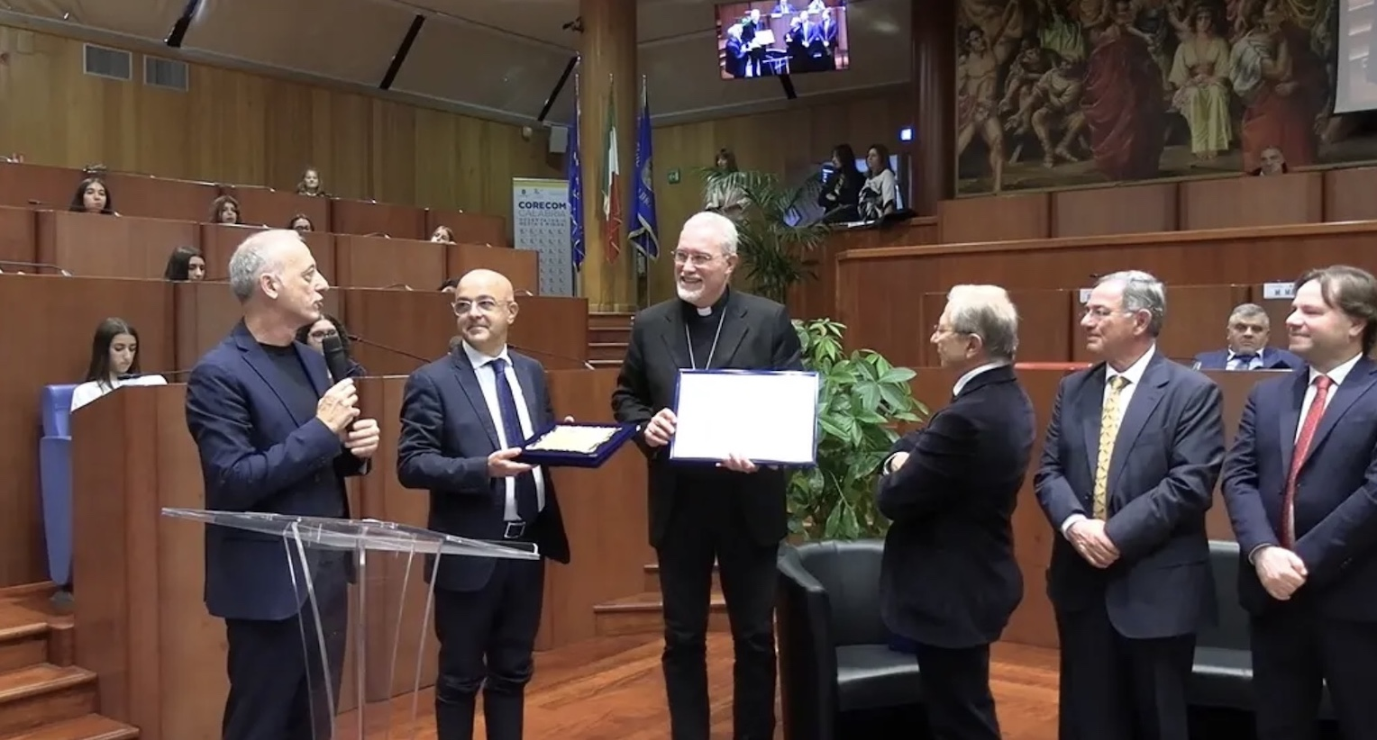 Media e Minori, mons. Attilio Nostro presidente onorario dell'Osservatorio Corecom Calabria