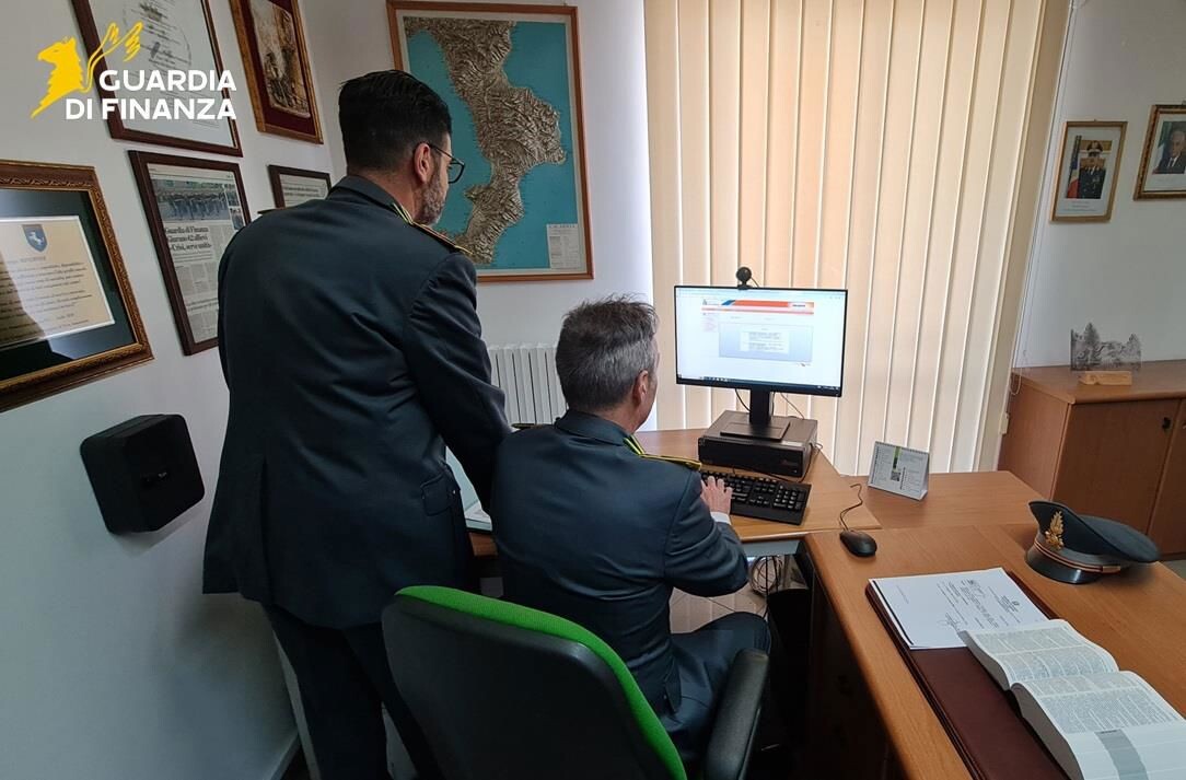 images Cosenza, frode fiscale nell’accoglienza migranti: sequestri per 1,4 milioni