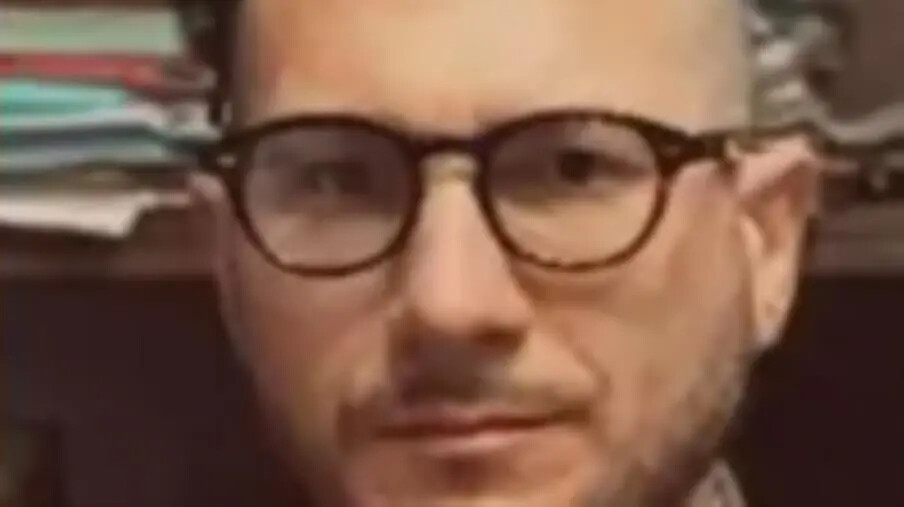 In fiamme l'auto del sindaco di Serra San Bruno, la solidarietà di Chi Ce di Chiaravalle images In fiamme l'auto del sindaco di Serra San Bruno, la solidarietà di Chi Ce di Chiaravalle