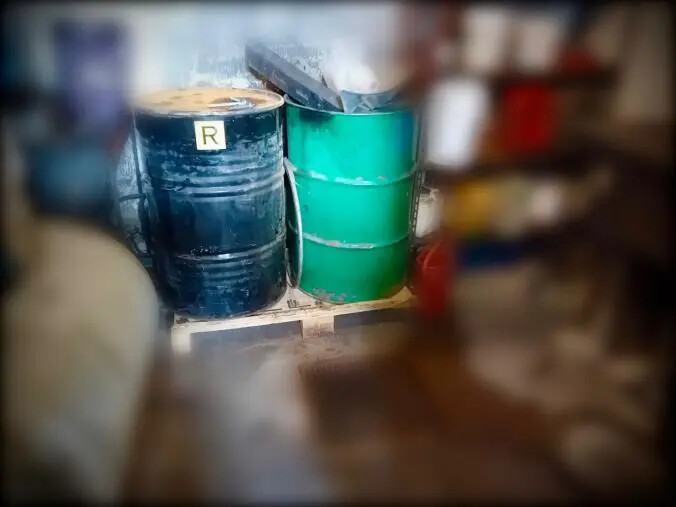 Scoperto un deposito di rifiuti speciali liquidi nel Vibonese: meccanico denunciato images Scoperto un deposito di rifiuti speciali liquidi nel Vibonese: meccanico denunciato