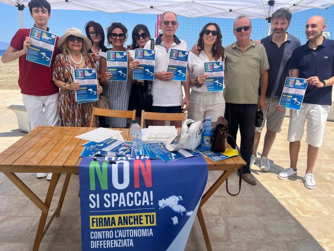 Autonomia Differenziata, M5S Corigliano Rossano: "Dai cittadini sentenza inappellabile contro lo Spacca Italia" images Autonomia Differenziata, M5S Corigliano Rossano: "Dai cittadini sentenza inappellabile contro lo Spacca Italia"