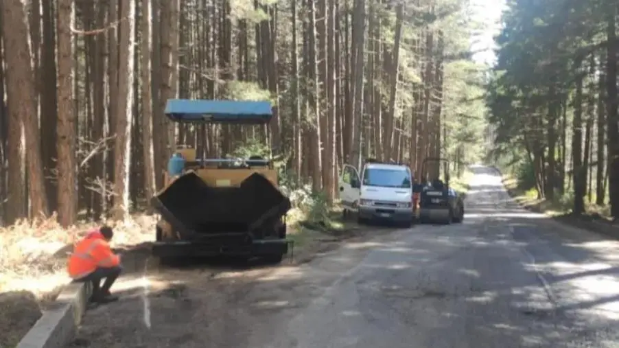 Al via il rifacimento del manto stradale della Taverna-Ruggiolino images Al via il rifacimento del manto stradale della Taverna-Ruggiolino