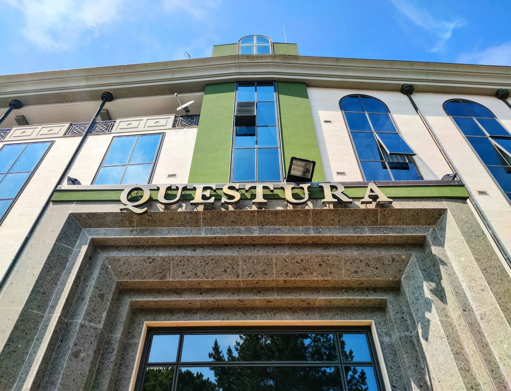 Vibo, minacce e vessazioni alle loro compagne: emessi dal questore 2  provvedimenti di ammonimento