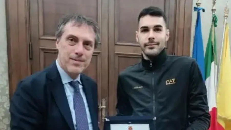 Catanzaro, il sindaco premia il vicecampione nazionale di Taekwondo Francesco Gareri images Catanzaro, il sindaco premia il vicecampione nazionale di Taekwondo Francesco Gareri