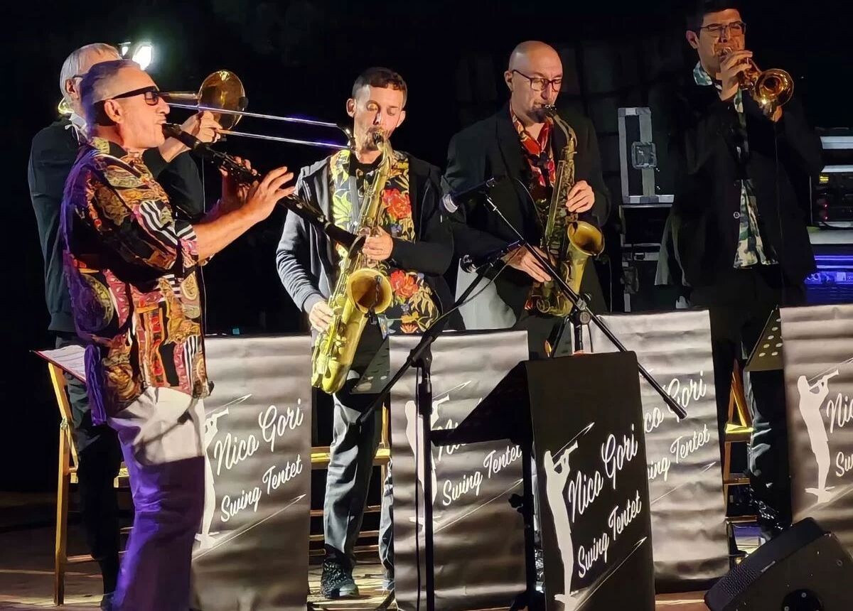 Catanzaro Jazz Fest: Nico Gori Swing 10Tet, Bobo Rondelli e Michela Lombardi tra Buscaglione e la luna images Catanzaro Jazz Fest: Nico Gori Swing 10Tet, Bobo Rondelli e Michela Lombardi tra Buscaglione e la luna