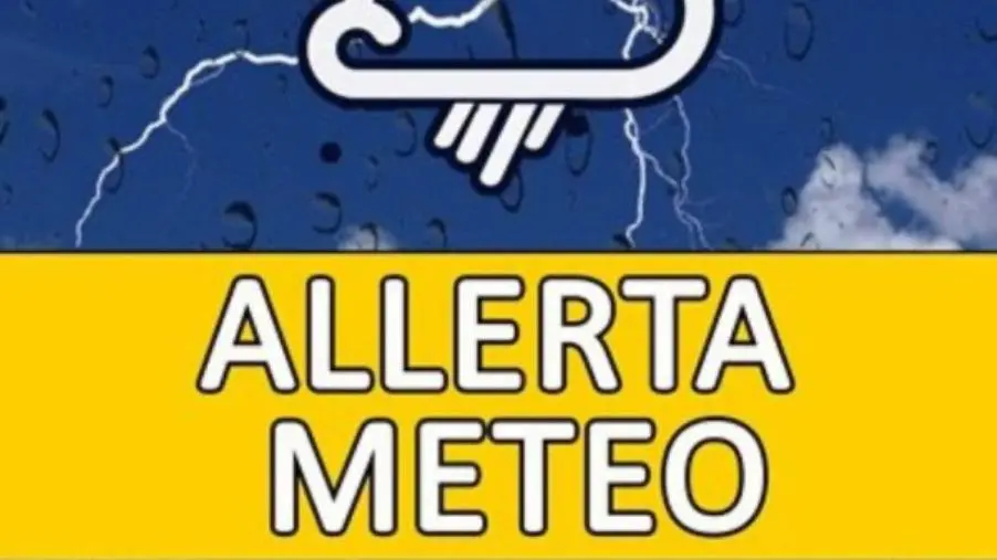 Maltempo in Calabria, allagamenti e disagi: allerta gialla per la giornata di oggi images Maltempo in Calabria, allagamenti e disagi: allerta gialla per la giornata di oggi