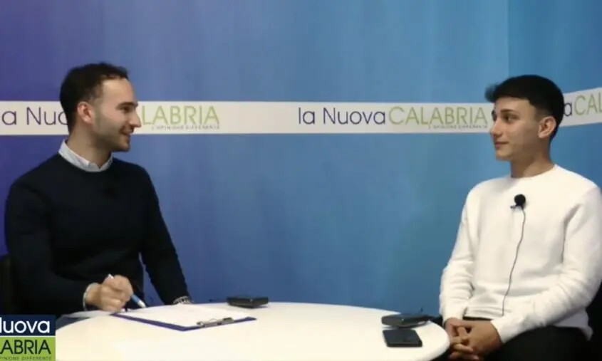 images Il grido d'aiuto di una ragazza in un brano del giovane cantautore Giuseppe Squillace (VIDEO)