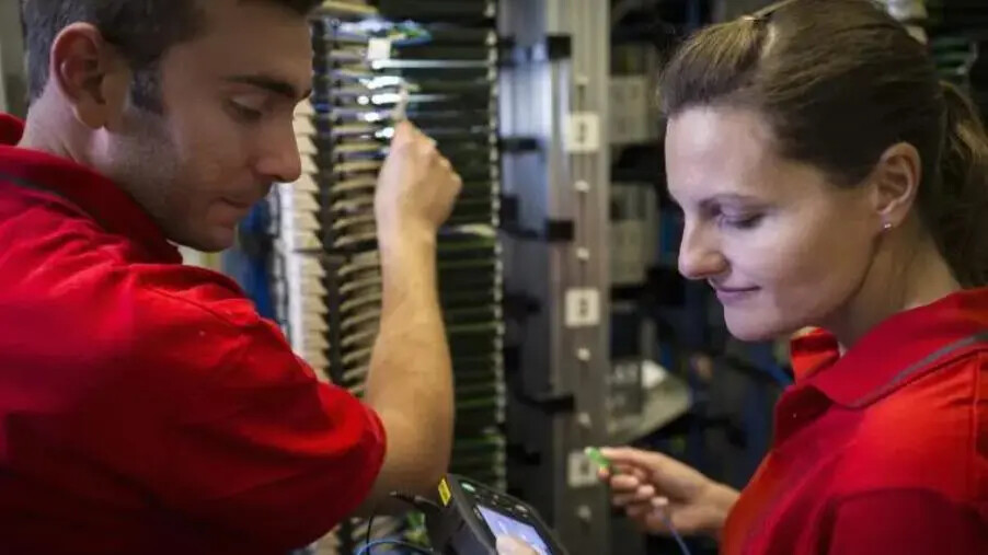 images FiberCop, 742 milioni di investimenti diretti e da Pnrr per la fibra ottica in Calabria