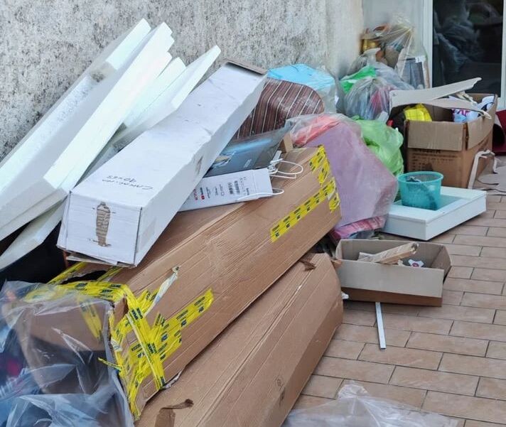 images Montauro, giovani restituiscono dignità alla casa canonica: ripuliti i locali dell’ex asilo