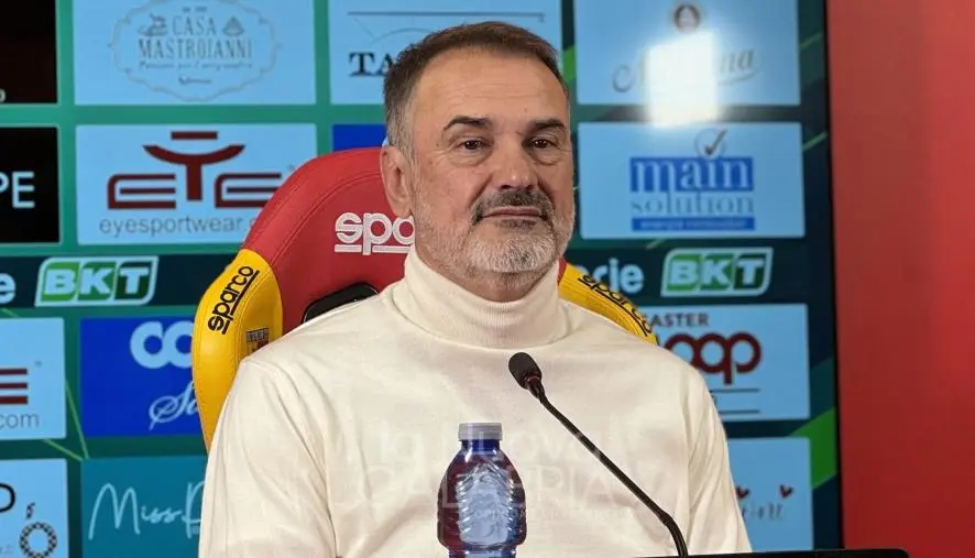 Catanzaro-Cremonese, Vivarini suona la carica: "Siamo una grande squadra!" images Catanzaro-Cremonese, Vivarini suona la carica: "Siamo una grande squadra!"