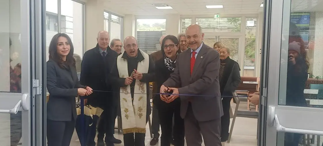 images Catanzaro, inaugurata all'Umg l'area ristoro del dipartimento giuridico. Cuda: “Crescere insieme”