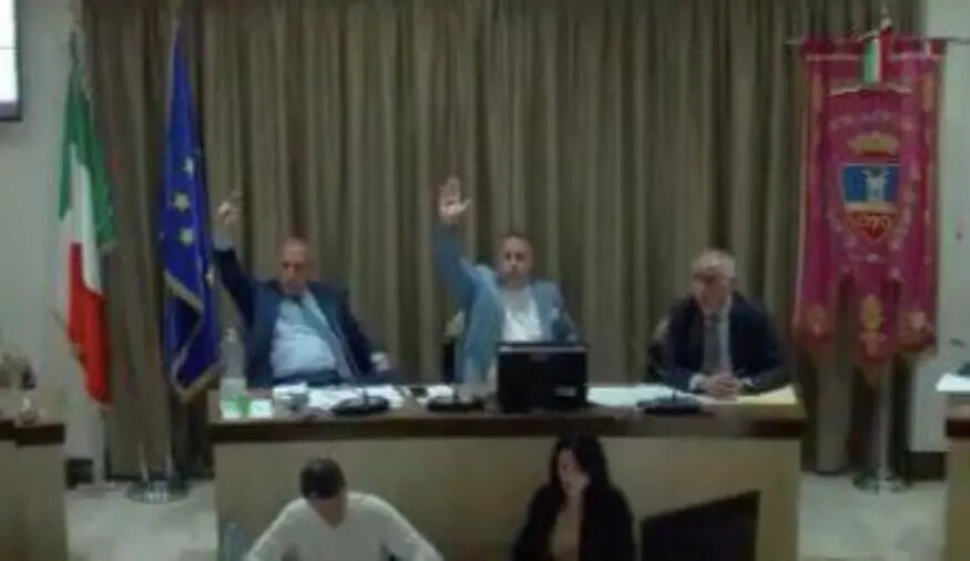 Crotone, un comitato: "Il sindaco Voce vota contro la proposta di denuncia per omessa bonifica" images Crotone, un comitato: "Il sindaco Voce vota contro la proposta di denuncia per omessa bonifica"