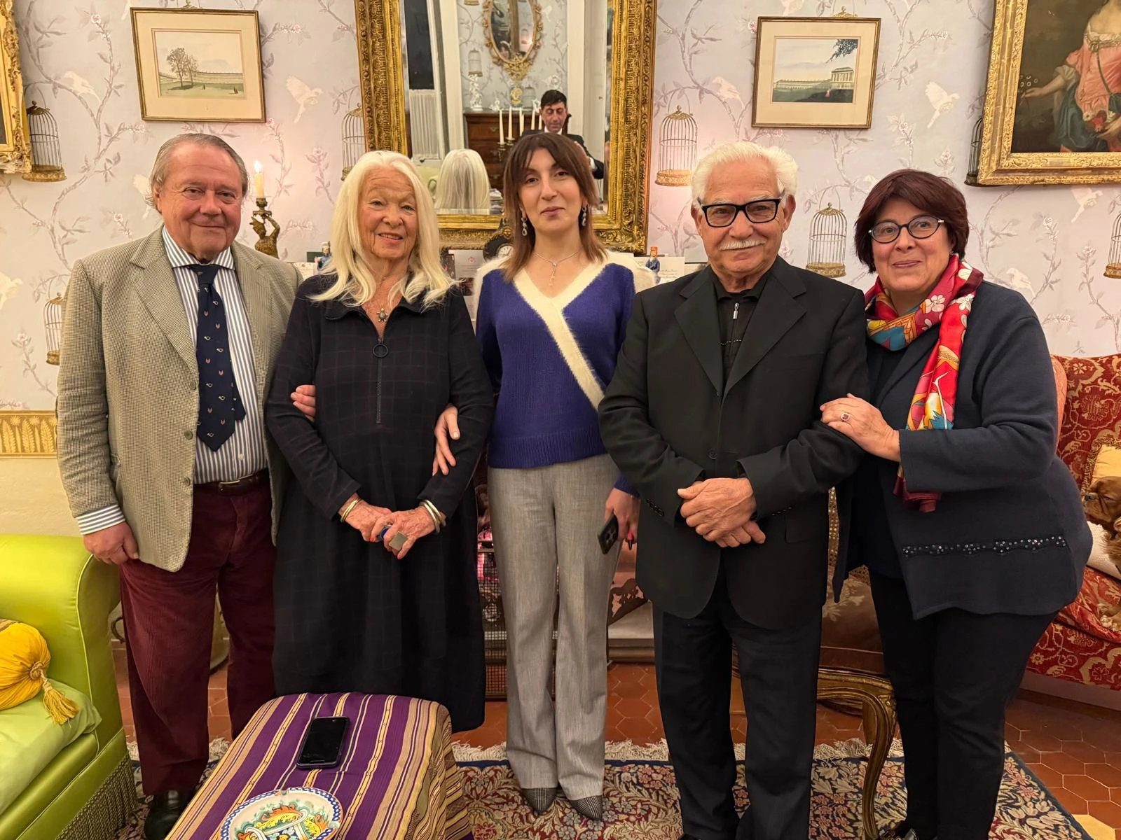 Lo scultore Luigi Verrino visita Palazzo Carratelli ad Amantea