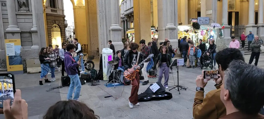 Open Stage, da domani installazioni permanenti in 4 città: Catanzaro, Cosenza, Pizzo e Simeri Crichi images Open Stage, da domani installazioni permanenti in 4 città: Catanzaro, Cosenza, Pizzo e Simeri Crichi