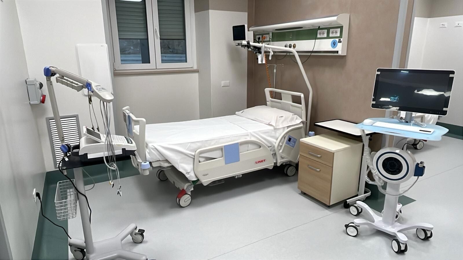 Sanità, all'Annunziata di Cosenza inaugura il nuovo reparto di Nefrologia, dialisi e trapianto images Sanità, all'Annunziata di Cosenza inaugura il nuovo reparto di Nefrologia, dialisi e trapianto