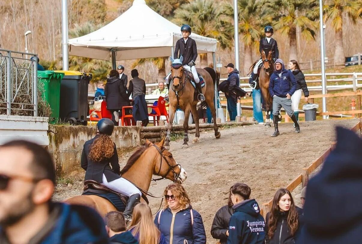 images Sport e spettacolo a Valle dei Mulini: a Catanzaro l’equitazione incontra l’arte e la musica
