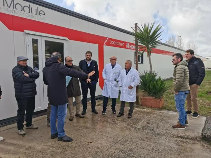 Ospedale Lamezia, consegnati i lavori per la realizzazione di 12 posti letto di terapia intensiva e sub-intensiva images Ospedale Lamezia, consegnati i lavori per la realizzazione di 12 posti letto di terapia intensiva e sub-intensiva