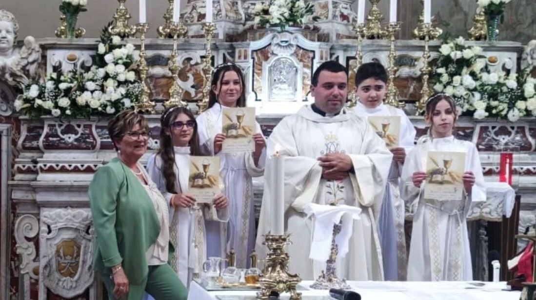 images Prime Comunioni a Montauro: una giornata di fede, gioia e riflessione per il futuro